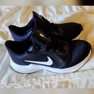 Nike Downshifter running shoes